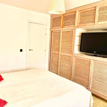 Apartment Ferienwohnung Fur 4 Personen Ca 65 Qm In Cristianos, Teneriffa Westkuste Von Teneriffa